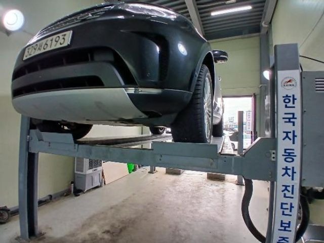 Land Rover Discovery 2019 — inspection photo 1