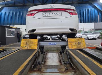 Hyundai Grandeur 2012 — inspection photo 2