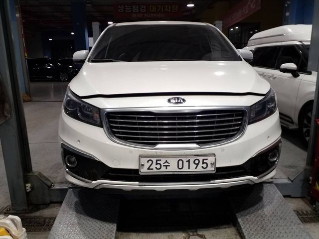 Kia Canival 2016 — inspection photo 1