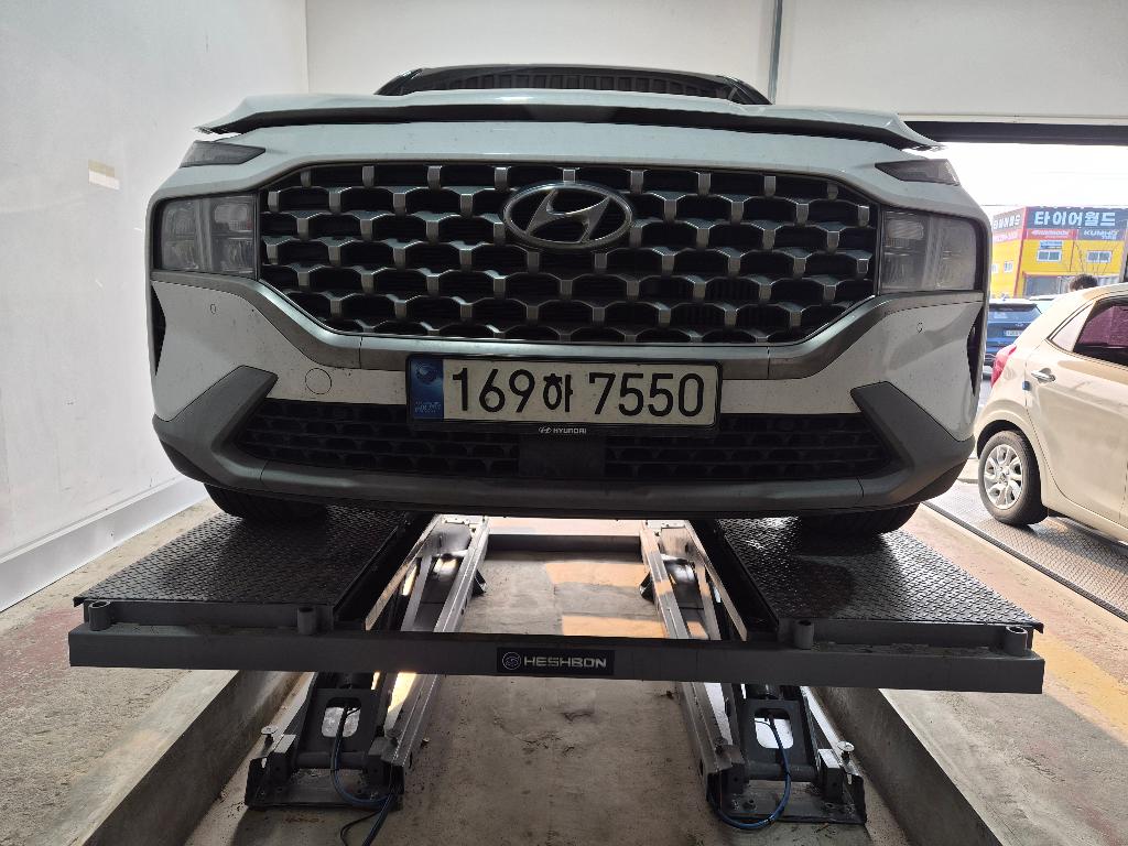 Hyundai Santafe 2022 — inspection photo 1