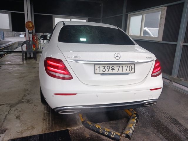 Mercedes-Benz E-Class 2020 — inspection photo 2
