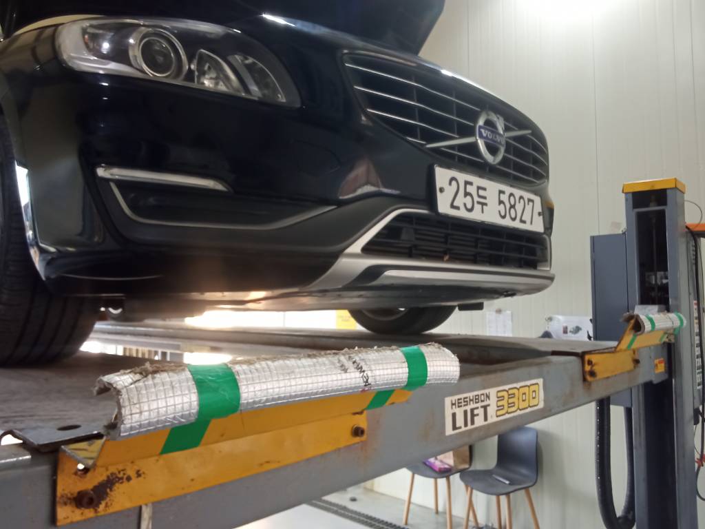 Volvo S60 2014 — inspection photo 1