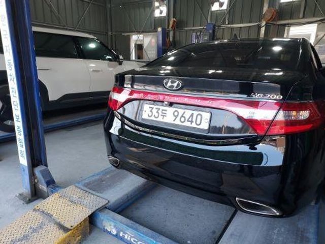 Hyundai Grandeur 2011 — inspection photo 2
