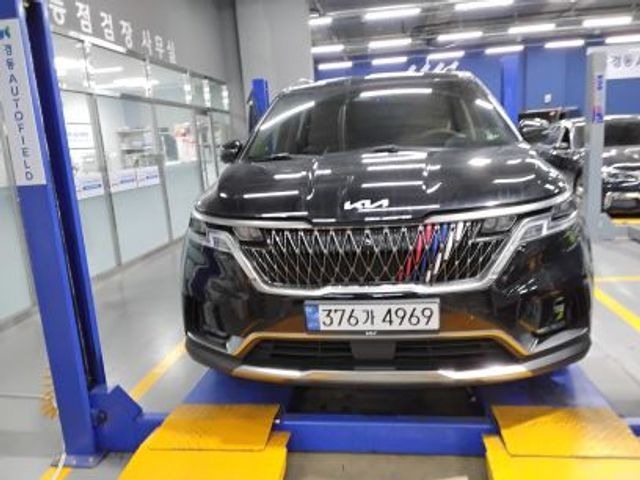 Kia Canival 2023 — inspection photo 1