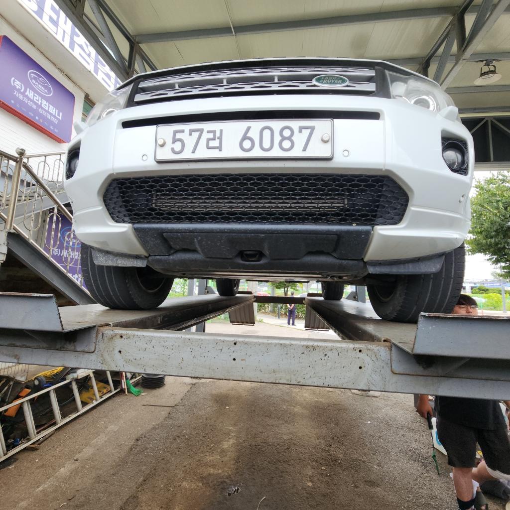 Land Rover Freelander 2012 — inspection photo 1
