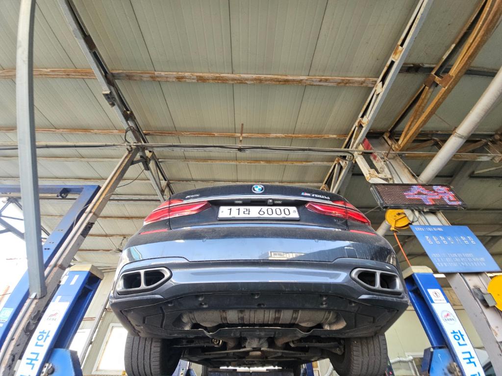 BMW 7-Series 2017 — inspection photo 2
