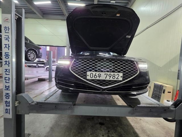 Genesis G90 2019 — inspection photo 1