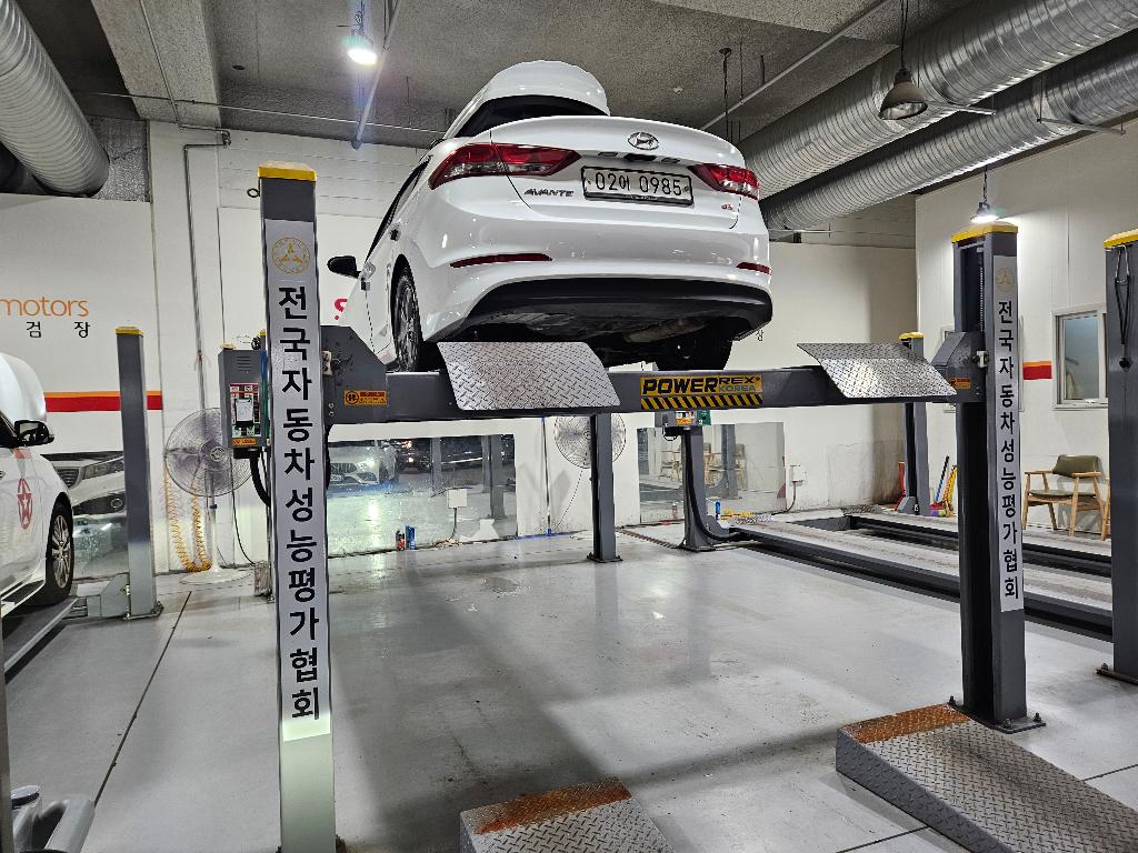 Hyundai AVANTE 2016 — inspection photo 2