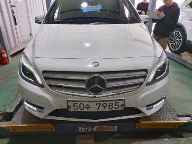 Mercedes-Benz B-Class 2015 — inspection photo 1
