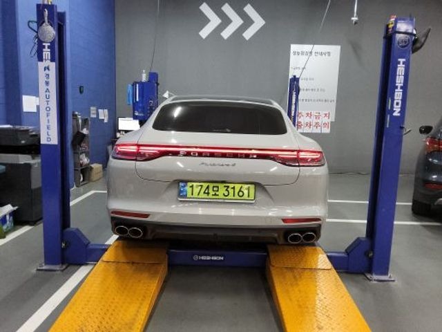 Porsche Panamera 2023 — inspection photo 2