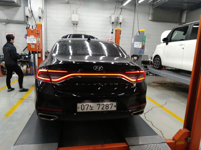 Hyundai Grandeur 2019 — inspection photo 2