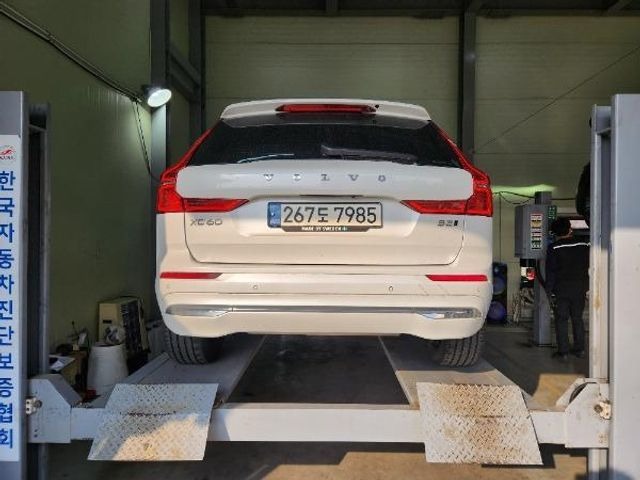 Volvo XC60 2022 — inspection photo 2