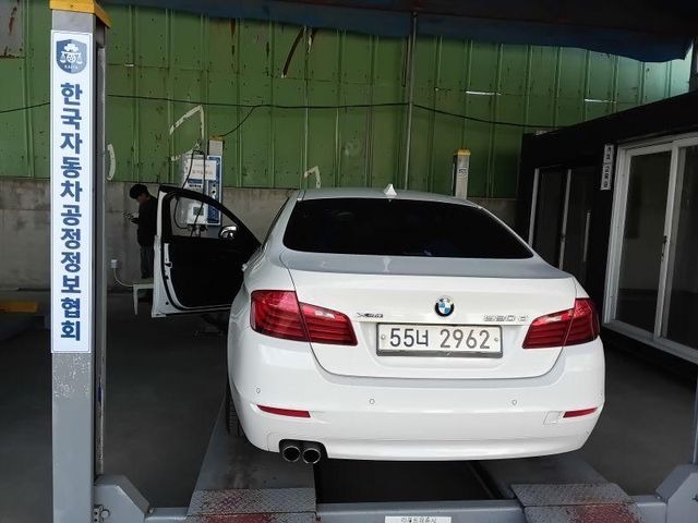 BMW 5-Series 2014 — inspection photo 2