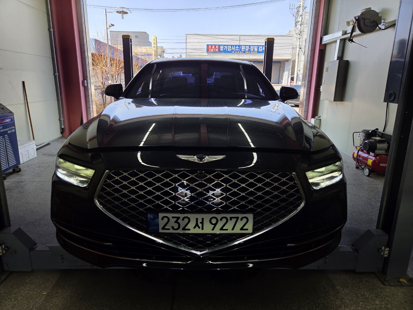 Genesis G90 2019 — inspection photo 1
