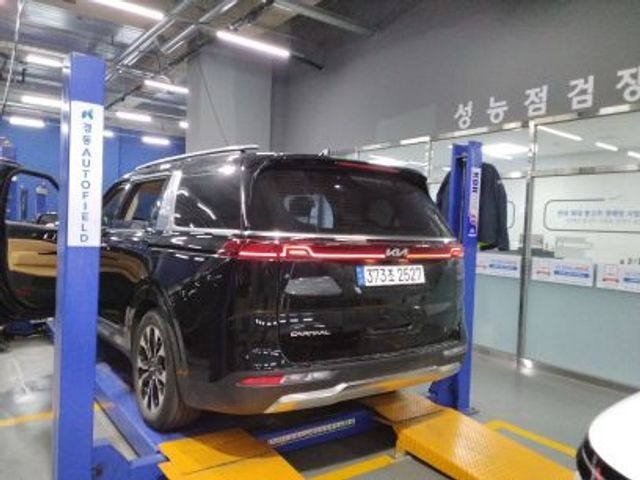 Kia Canival 2023 — inspection photo 2