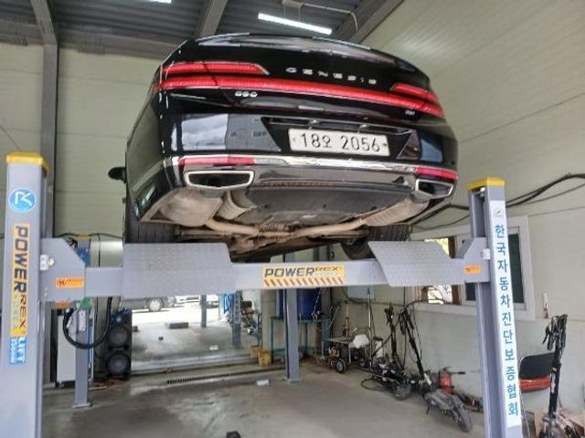Genesis G90 2019 — inspection photo 2