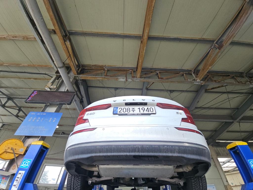 Volvo S60 2024 — inspection photo 2