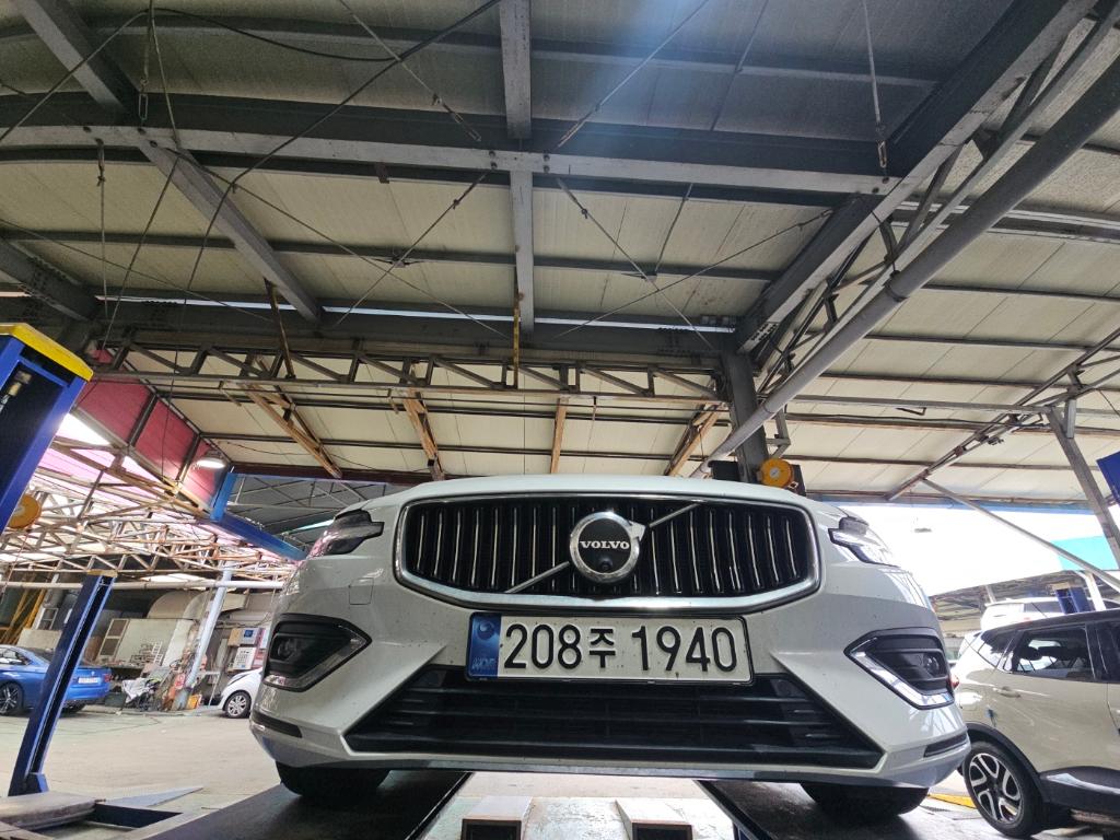 Volvo S60 2024 — inspection photo 1