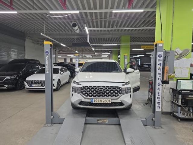 Hyundai Santafe 2022 — inspection photo 1