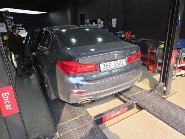 BMW 5-Series 2018 — inspection photo 2