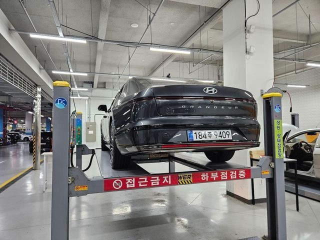 Hyundai Grandeur 2023 — inspection photo 2