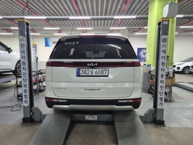 Kia Canival 2023 — inspection photo 2