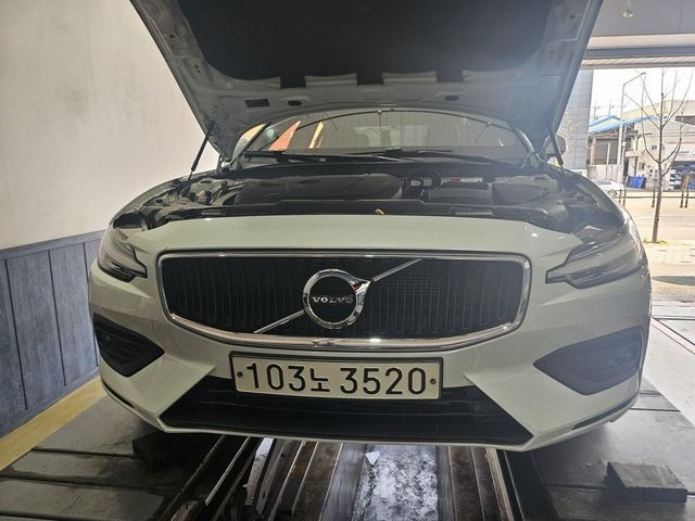 Volvo S60 2020 — inspection photo 1