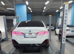 BMW 5-Series 2025 — inspection photo 2