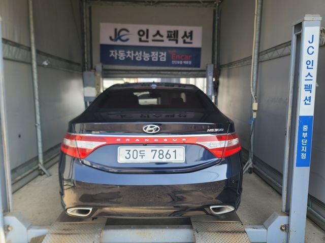Hyundai Grandeur 2012 — inspection photo 2