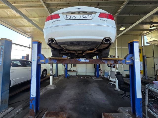 Hyundai Genesis 2010 — inspection photo 2