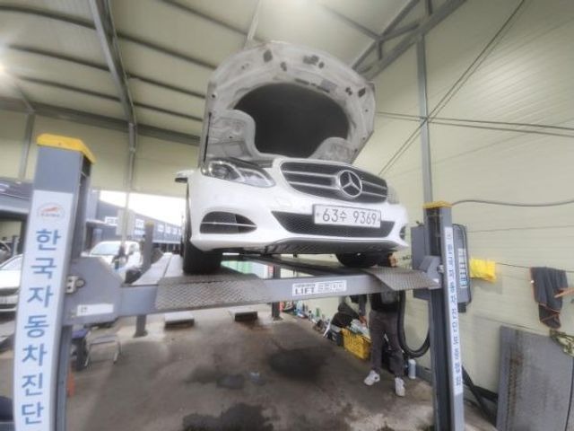 Mercedes-Benz E-Class 2014 — inspection photo 1