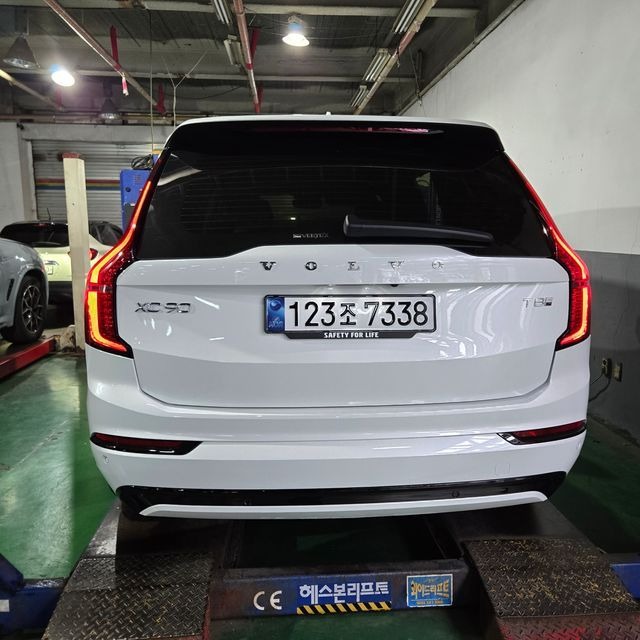 Volvo XC90 2026 — inspection photo 2