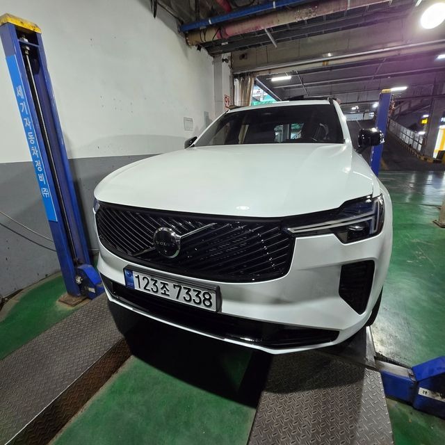 Volvo XC90 2026 — inspection photo 1