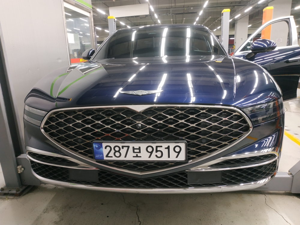 Genesis G90 2023 — inspection photo 1