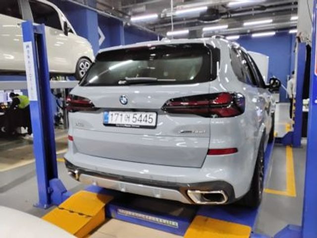 BMW X5 2026 — inspection photo 2
