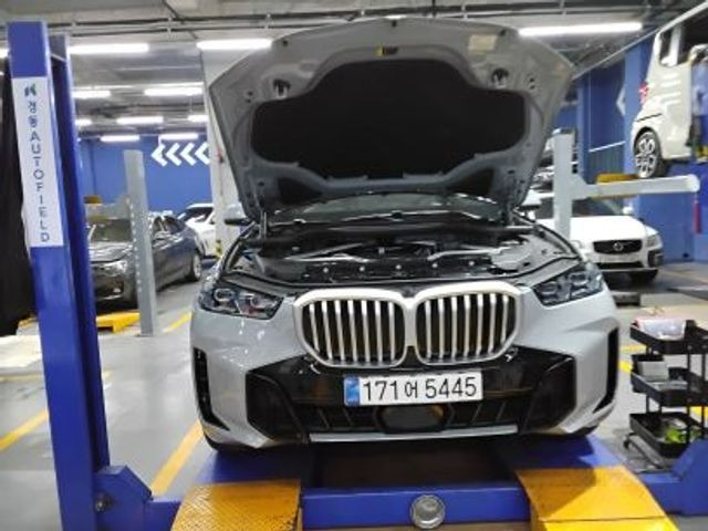 BMW X5 2026 — inspection photo 1