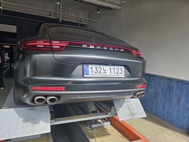 Porsche Panamera 2018 — inspection photo 2