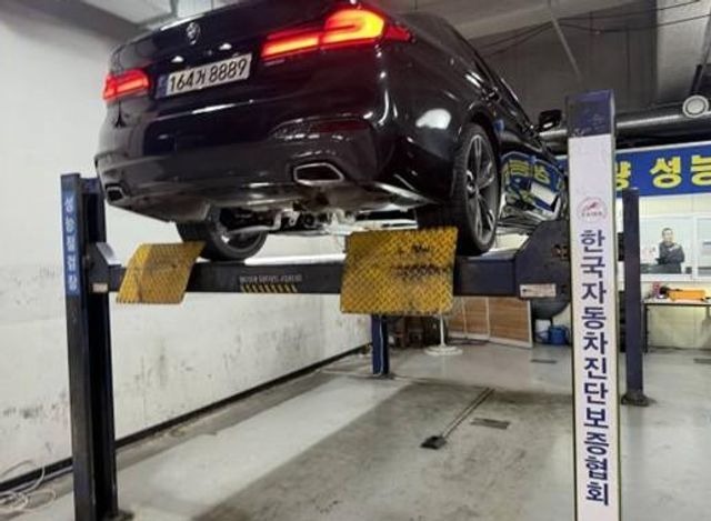 BMW 5-Series 2017 — inspection photo 2
