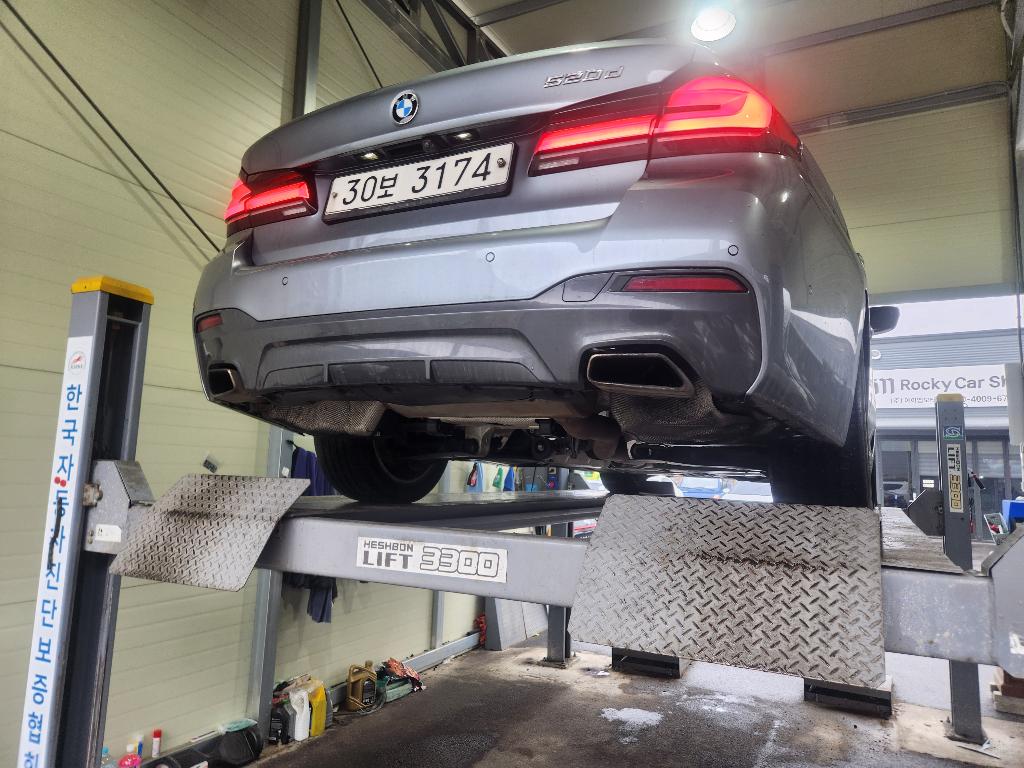 BMW 5-Series 2018 — inspection photo 2