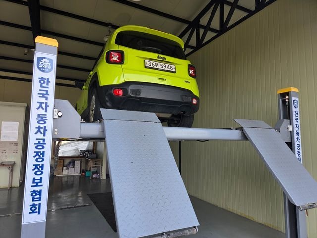 Jeep Renegade 2018 — inspection photo 2