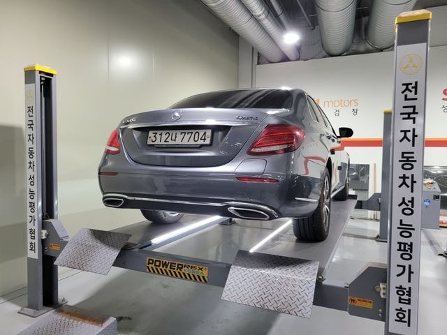 Mercedes-Benz E-Class 2020 — inspection photo 2