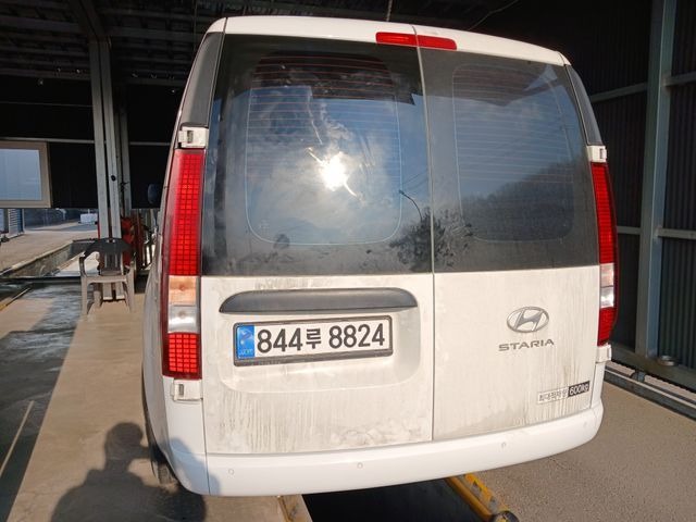 Hyundai Staria 2024 — inspection photo 2