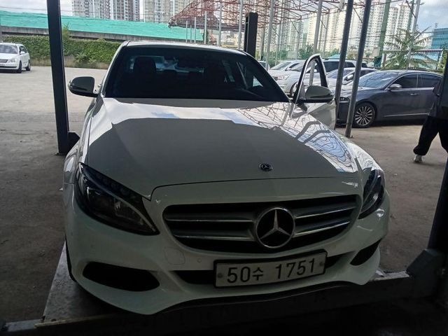 Mercedes-Benz C-Class 2018 — inspection photo 1