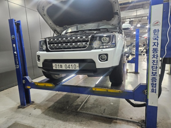 Land Rover Discovery 2016 — inspection photo 1