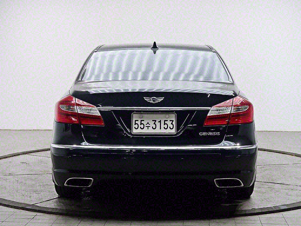 Hyundai Genesis 2012 — inspection photo 2