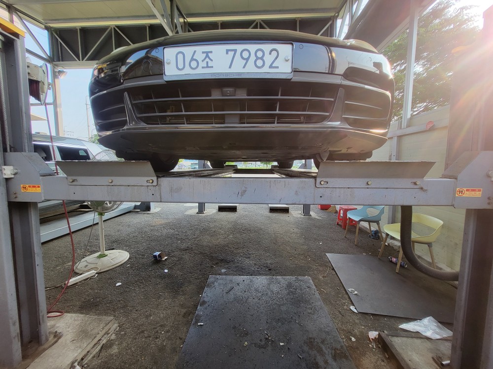 Porsche Panamera 2019 — inspection photo 1