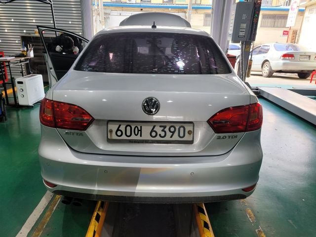 Volkswagen Jetta 2012 — inspection photo 2
