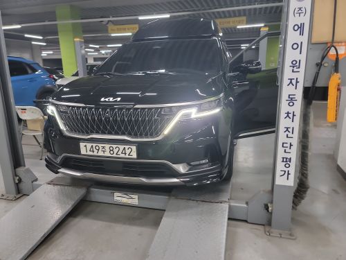 Kia Canival 2023 — inspection photo 1