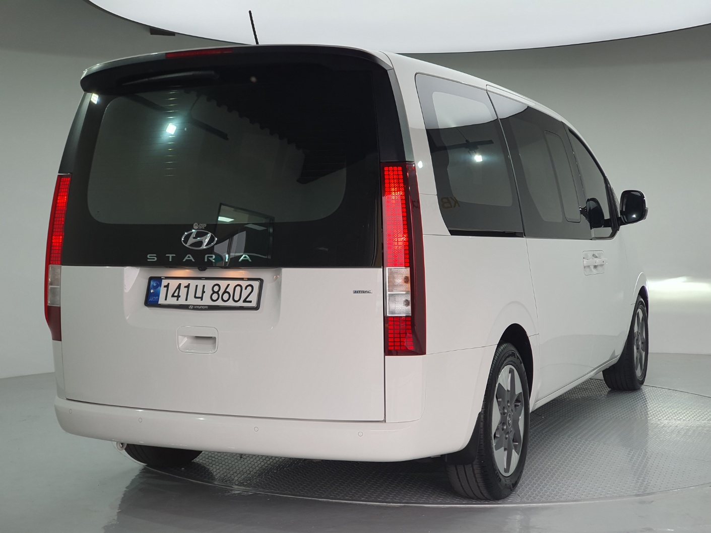 Hyundai Staria 2023 — inspection photo 2