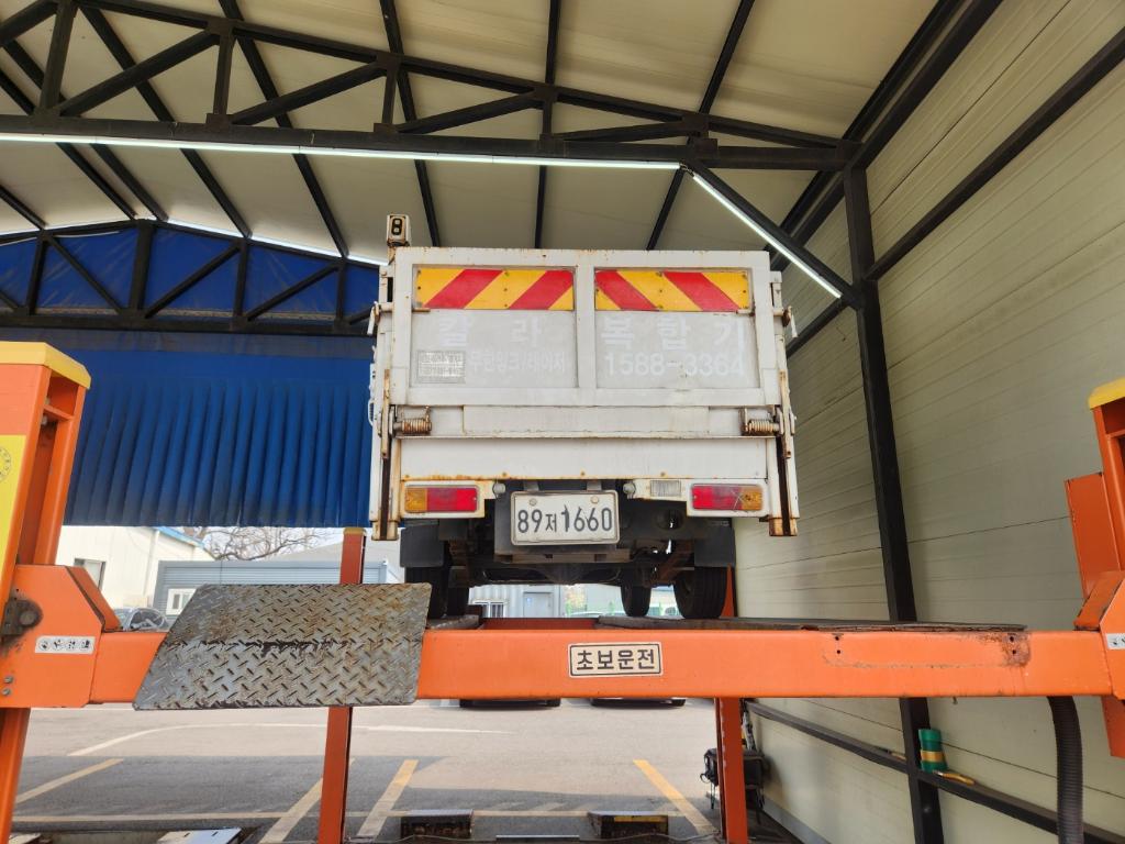 Chevrolet Korea labo 2014 — inspection photo 2